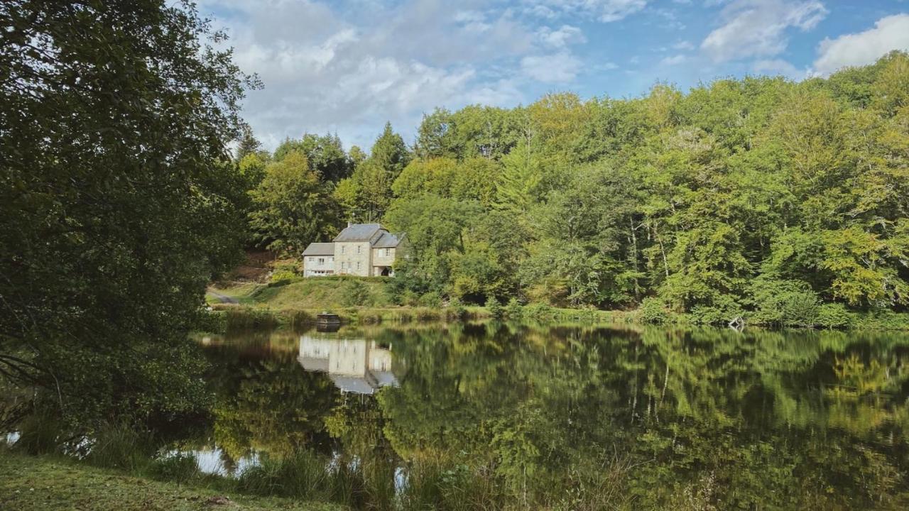Appartement Aux Sources De La Chabanne Saint-Hilaire-les-Courbes Ngoại thất bức ảnh